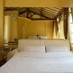 Fantastic Studio In Ile Saint Louis